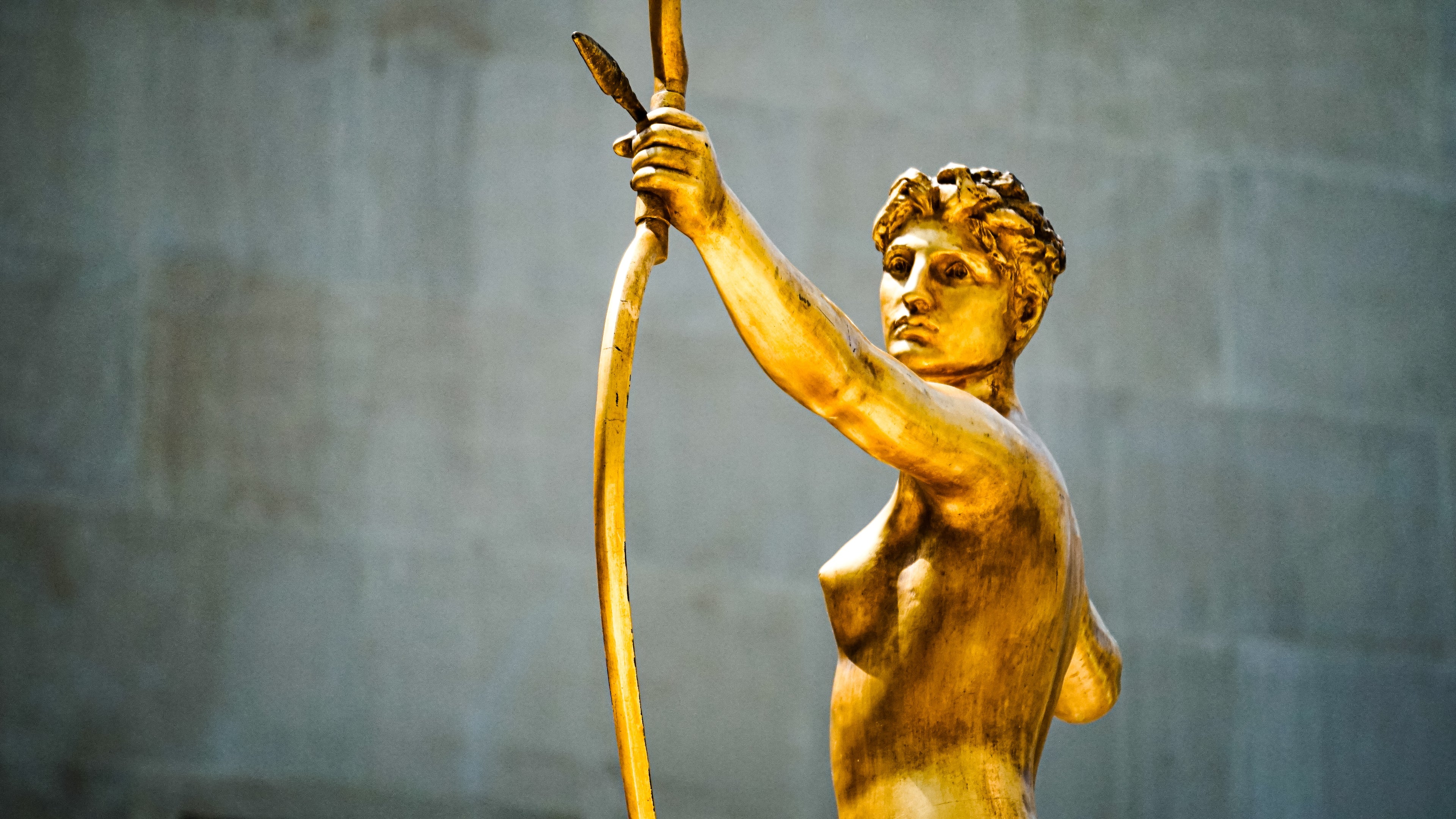 gold archer.jpeg__PID:c4604059-9bc6-40c8-9ef6-eb1015f2ac01